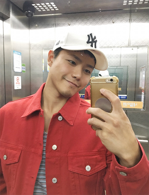 [Эрэгтэй] Чирнио - Нүд, Хамар