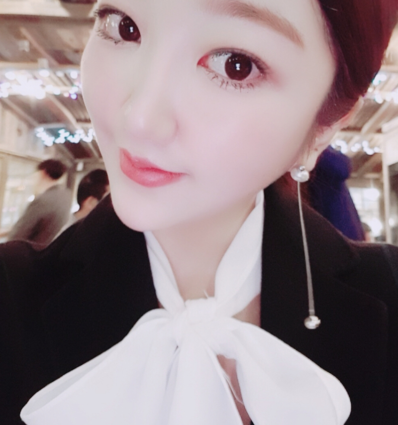 [Жижиг] Алаг эрээн гүзээлзгэнэ - Контур тариа